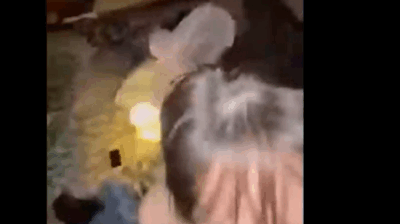 ไฟดับไม่ใช่ปัญหา จุดเทียน ส่องไฟฉายเอากันสิดี ความเงี่ยนไม่เคยปราณีใคร