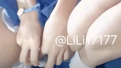 เรียนไปก็ปวดหัว นัก้รียนคอซองแหกหีกลางห้องเรียน