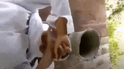 เด็กนักเรียนใส่ชุดคลุมหรอยแรง งานดี รับประกันความฟิต