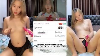 คลิปหลุดไลฟ์สด หลุดไลฟ์สด โชว์นมโชว์หี วัยรุ่นไทย หุ่นดี สาวแว่นวัยใสมาพร้อมกับควยใหญ่ๆ