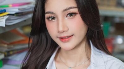 คลิปหลุดคนดัง: นักร้องสาวแอบเย็ดกับโปรดิวเซอร์ในห้องอัดเสียง